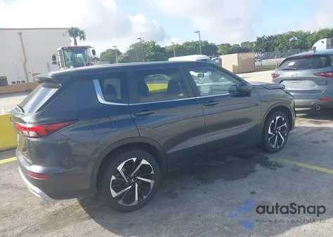 2024 Mitsubishi Outlander Se 2.5 2Wd/Se Black Edition S-Awc/Se Black Edition W/Pano Roof S-Awc from USA, damaged, VIN JA4J3VA85RZ061571